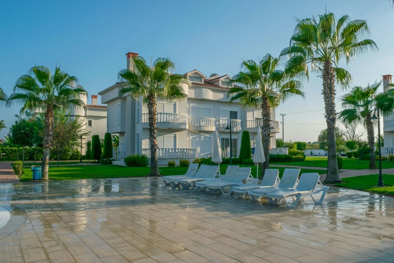 Golf Village - With Shared Pool *